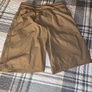 Wonder Nation Men's Tan Flat Front Shorts